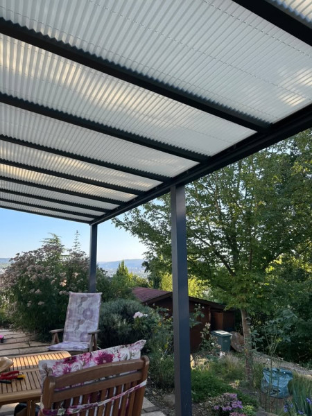 Sonnenschutzmarkise für Terrassenüberdachungen