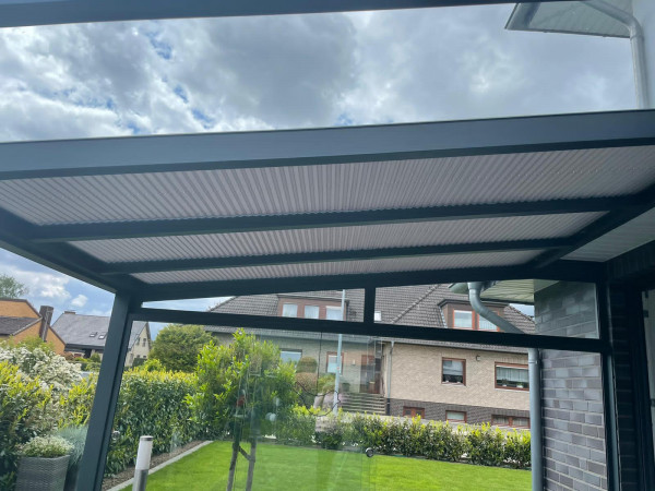 Sonnenschutzmarkise für Terrassenüberdachungen